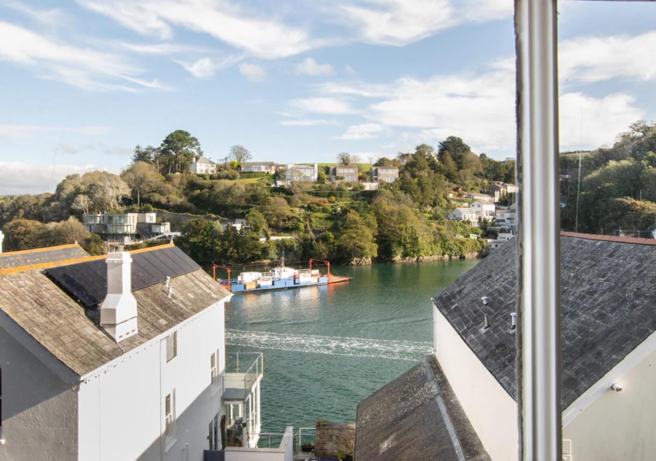 Villa Waters Reach à Fowey Extérieur photo